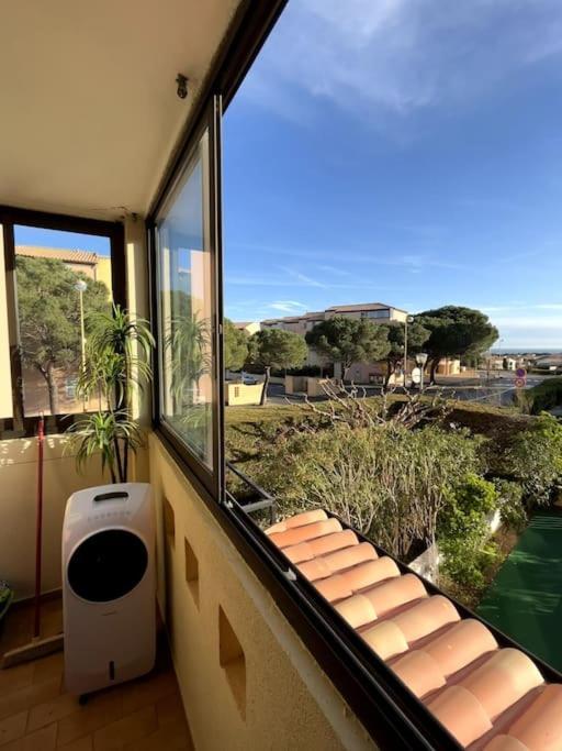 St-Pierre-La-Mer, Bel Appartement A Dans Residence Avec Piscine Et Tennis Entre 5 Et 10 Min De La Plage Fleury  Exterior photo