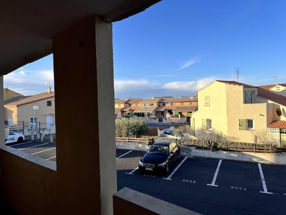 St-Pierre-La-Mer, Bel Appartement A Dans Residence Avec Piscine Et Tennis Entre 5 Et 10 Min De La Plage Fleury  Exterior photo